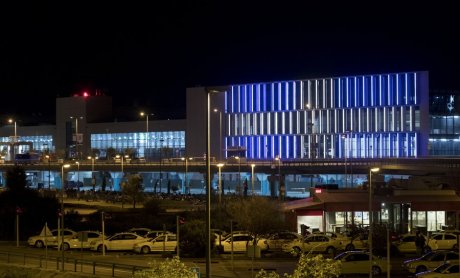 Το αεροδρόμιο της Αθήνας τιμά την Εθνική Επέτειο! (video)