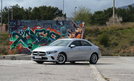 Mercedes Benz A-Class Sedan 180d 7G-DCT: Ασφάλεια και πρακτικότητα σε ένα!