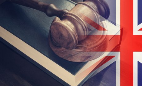 Αντιμέτωποι με τα δικαστήρια οι Βρετανοί ασφαλιστές για τα συμβόλαια διακοπής εργασιών