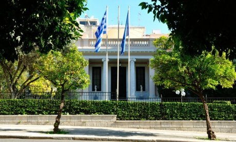 Έκτακτη σύσκεψη στο Μαξίμου για την αύξηση των κρουσμάτων κορονοϊού