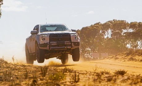 H επόμενη γενιά του Ford Ranger Raptor φτάνει στα όρια της: Ανακοινώθηκε η ημερομηνία αποκάλυψης