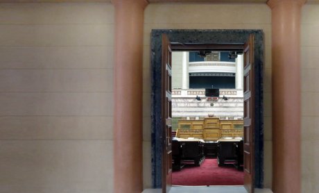 Βουλή των Ελλήνων: Οι σταθμοί μίας διαδρομής σχεδόν διακοσίων ετών