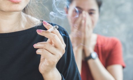 Οι καταστροφικές συνέπειες που προκαλεί το κάπνισμα στις γυναίκες!