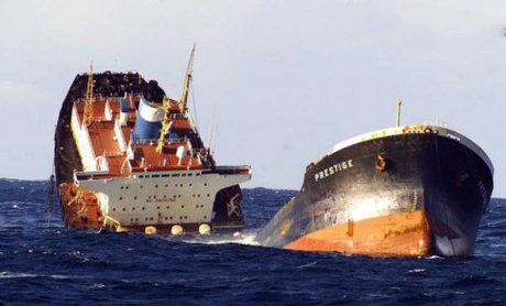 Έκλεισε η ασφαλιστική διαμάχη για το ελληνόκτητο δεξαμενόπλοιο Prestige!
