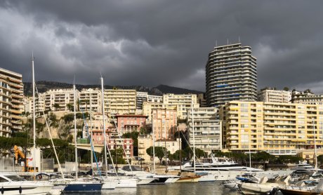 Μαύρα σύννεφα πάνω από το Μόντε Κάρλο - Γιατί ανησυχούν οι αντασφαλιστές;