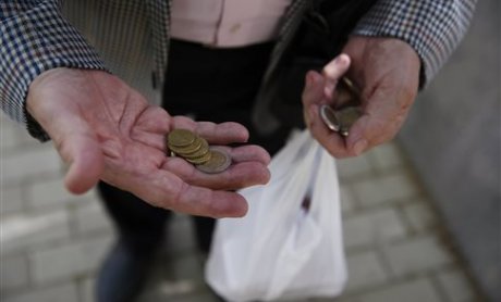 Οι μισοί από τους συνταξιούχους λαμβάνουν έως 700 ευρώ! Έκρηξη φτώχειας και τον Ιανουάριο