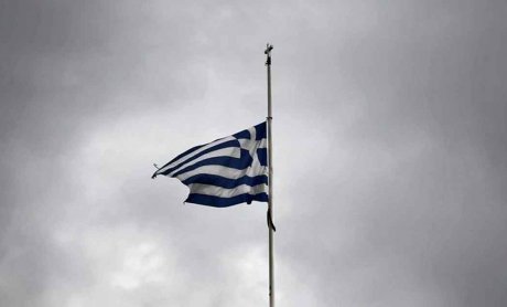 Τριήμερο εθνικό πένθος για τα θύματα του σιδηροδρομικού δυστυχήματος 
