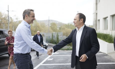 Ο Πρωθυπουργός Κυριάκος Μητσοτάκης επισκέφθηκε το νέο υπερσύγχρονο εργοστάσιο της ELPEN στην Κερατέα!