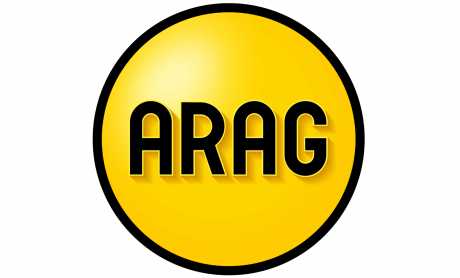 Arag Day: Καταδικαστική απόφαση για επαγγελματία οδηγό που αρνήθηκε να επιβιβάσει τυφλή κοπέλα εξαιτίας του σκύλου οδηγού της!