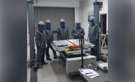 Η Kosmocar εκπαιδεύει τους Τεχνικούς του Δικτύου της!