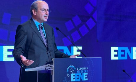 Κωστής Χατζηδάκης: Σημαντική η πρόοδος της βιομηχανίας από το 2019