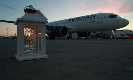 Η AEGEAN και η Olympic Air μετέφεραν το Άγιο Φως στην ελληνική επικράτεια