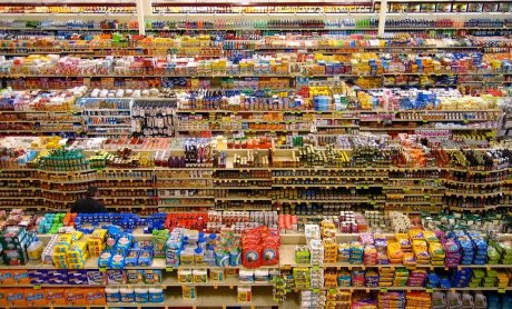 Ποια προϊόντα και υπηρεσίες θα ακριβύνουν από την αύξηση ΦΠΑ στο 24%