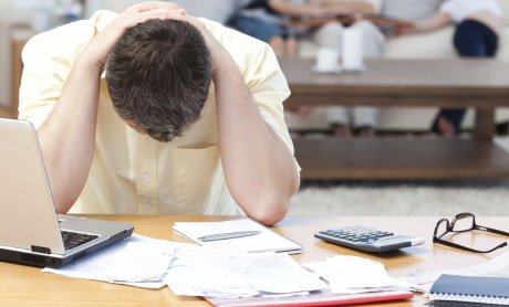 Κόκκινα δάνεια: Αδιέξοδα για τον καταναλωτή;