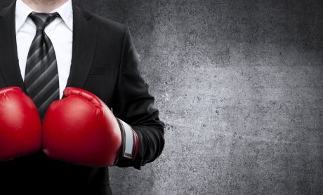 Στα δικαστήρια η Exin Re με τον πρώην διευθύνοντα σύμβουλό της