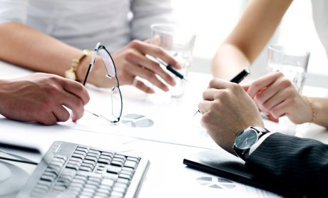 Δυο κόκκινες γραμμές από τους ασφαλιστές στην πράξη του διοικητή της Τράπεζας της Ελλάδος