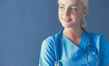 Με πανελλαδικές οι ειδικότητες στους γιατρούς
