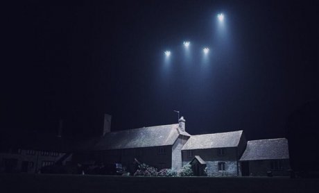 Aσφαλιστική προτείνει drones για τον φωτισμό δρόμων!