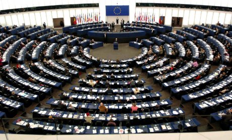 Σεβασμό του κοινοτικού δικαίου στις εργασιακές μεταρρυθμίσεις στην Ελλάδα ζητά η πλειοψηφία των ευρωβουλευτών