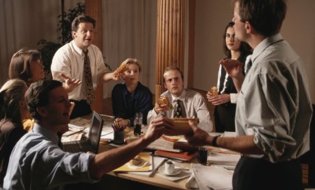 CEA: Κατά της υποχρεωτικής ασφάλισης επιχειρήσεων εξόρυξης πετρελαίου