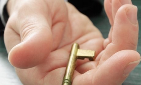 Assicurazioni Generali SpA και AXA SA για τις γενικές ασφάλειες της HSBC Holdings Plc