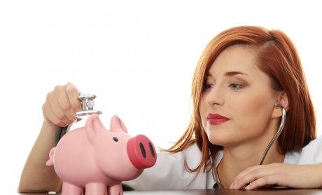 Κλυδωνίζονται τα ιδιωτικά θεραπευτήρια και τα διαγνωστικά κέντρα