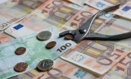 Νέα μείωση αποδοχών στον ιδιωτικό τομέα και το 2014