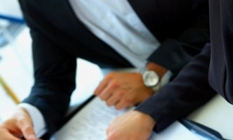 Στην λίστα της «Daily Telegraph» με ονόματα 8.474 off-shore τραπεζικών λογαριασμών HSBC και Έλληνες.