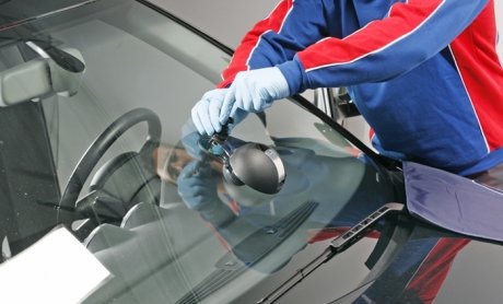 Glassdrive: Το σπασμένο παρμπρίζ μειώνει την ασφάλεια του οδηγού