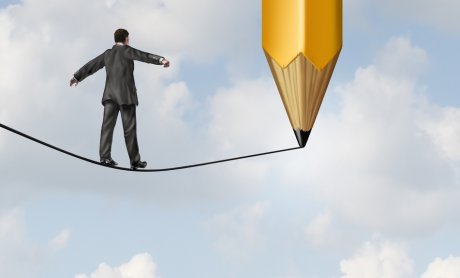 Οι μειώσεις τιμολογίων του κακού ανταγωνισμού θηλιά στο λαιμό των χρεοκοπημένων ασφαλιστών που ζουν με «δανεικά»…