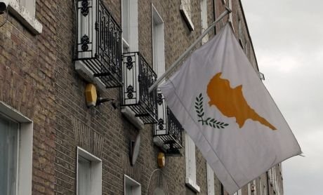 Kύπρος: Εξετάζει την προσφυγή στον μηχανισμό στήριξης 