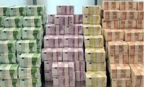 Ραβασάκι από την εφορία σε 17.000 καταθέτες του εξωτερικού