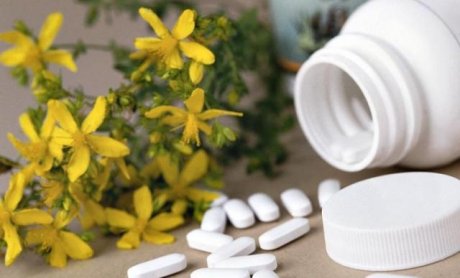 Σε ισχύ από σήμερα οι μειώσεις τιμών στα φάρμακα