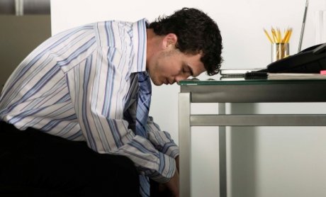 Aviva: Δουλεύουν 26 εκ. ώρες παραπάνω σχεδόν απλήρωτοι