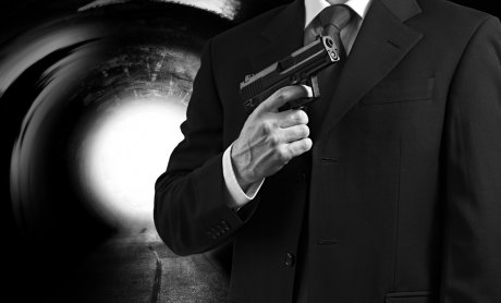 Σύγκρουση ασφαλιστικής με τον James Bond!
