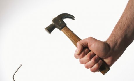 Στο σακί της Fitch όλος ο κλάδος ιδιωτικής ασφάλισης της Γαλλίας