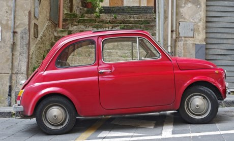 Πού επιτρέπεται η στάση ή στάθμευση του αυτοκινήτου μου, χωρίς πρόστιμο; Μπορώ να παρκάρω έξω από το σπίτι μου;