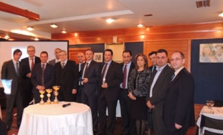 ΑΧΑ Ασφαλιστική: Κοπή πίτας και βραβεύσεις συνεργατών γραφείου Περικλή Φαραό