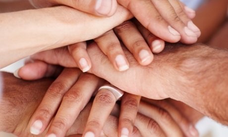 Είμαστε δυο, είμαστε τρεις...