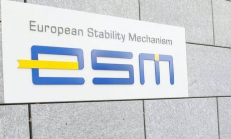 ESM: Εγκρίθηκε η εκταμίευση της δόσης των 7,5 δισ. ευρώ