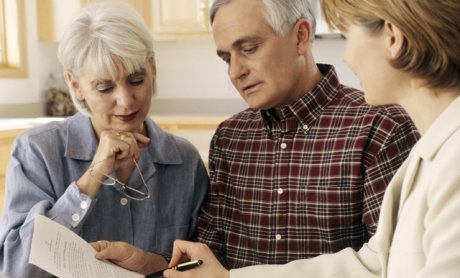 Πώς θα φορολογούνται τα εισοδήματα τη νέα χρονιά