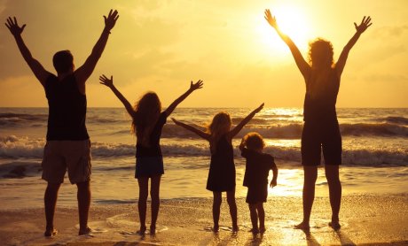 Πότε θα καταβληθούν τα οικογενειακά επιδόματα;