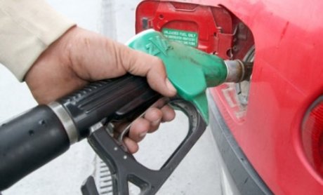 Η Ελλάδα στενάζει… στα  βενζινάδικα  και …τα αεροδρόμια 