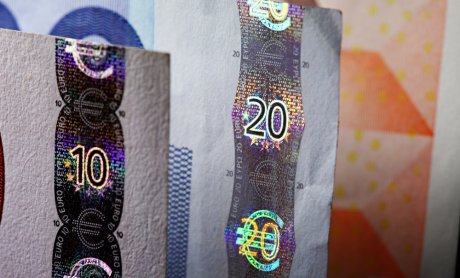 ΕΚΤ: Μειώθηκαν τα πλαστά χαρτονομίσματα το α' εξάμηνο!