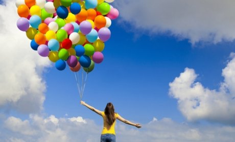 «Τύφλα να ‘χουν οι ασφαλιστές» που είναι «ακριβοί»! Πάρτε κύριε μια κάρτα!