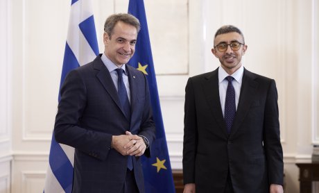 Συνάντηση Κ. Μητσοτάκη με τον Υπ. Εξωτερικών των Ηνωμένων Αραβικών Εμιράτων: Τι προβλέπεται για τη σχέση των δύο κρατών;