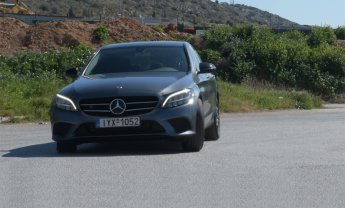 Mercedes C200: Πολυτέλεια και τεχνολογία σε ένα!