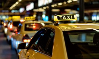 Νέα ΚΥΑ για ΙΧ και ταξί - Πόσοι επιβάτες επιτρέπονται;