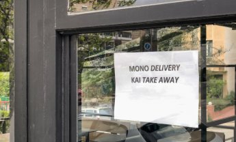 Αλλάζει από σήμερα το take away - Οι περιορισμοί και τα πρόστιμα