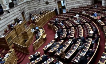 Kατατέθηκε στη Βουλή το ασφαλιστικό νομοσχέδιο